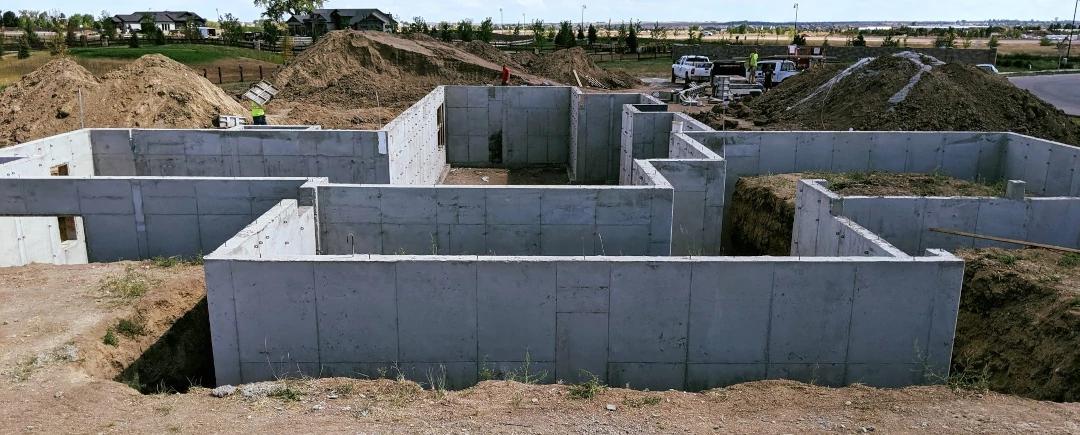 Image Themed to Content